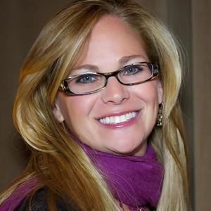 Meet your Posher, Shana